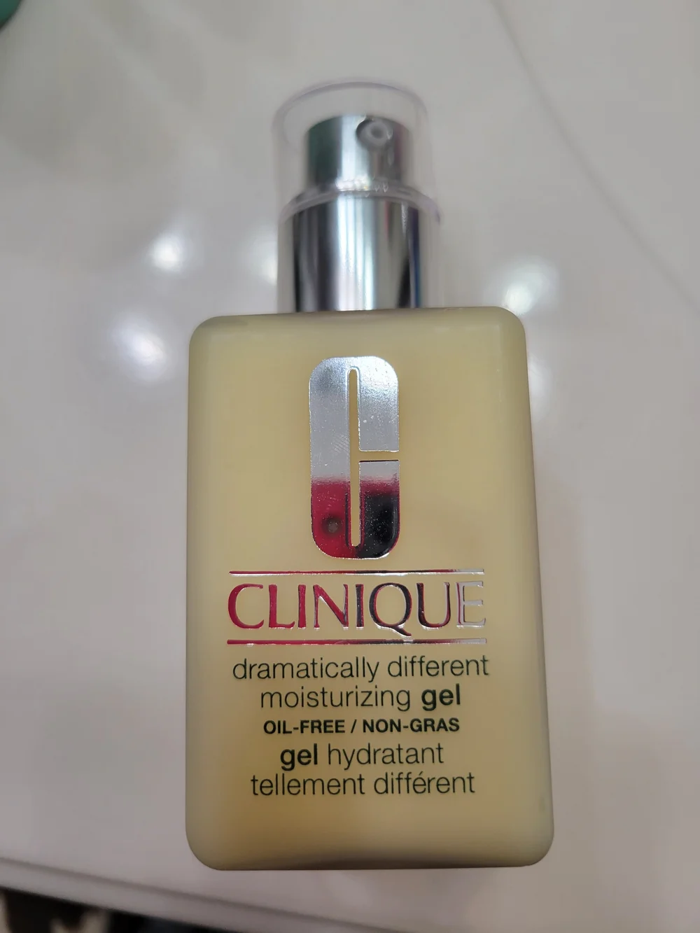 Clinique Dramatically Different Moisturizing Gel — Pale Yellow Bottle 4.2 Oz